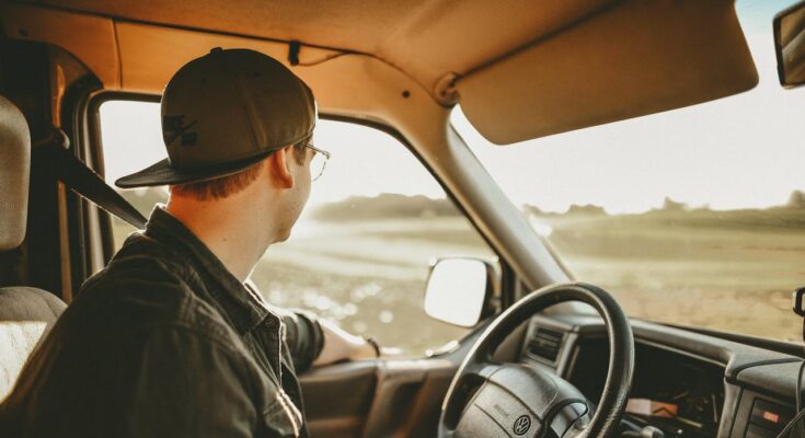 Truck Driver Jobs Canada 2025: $80K+ Salaries, Requirements & Top